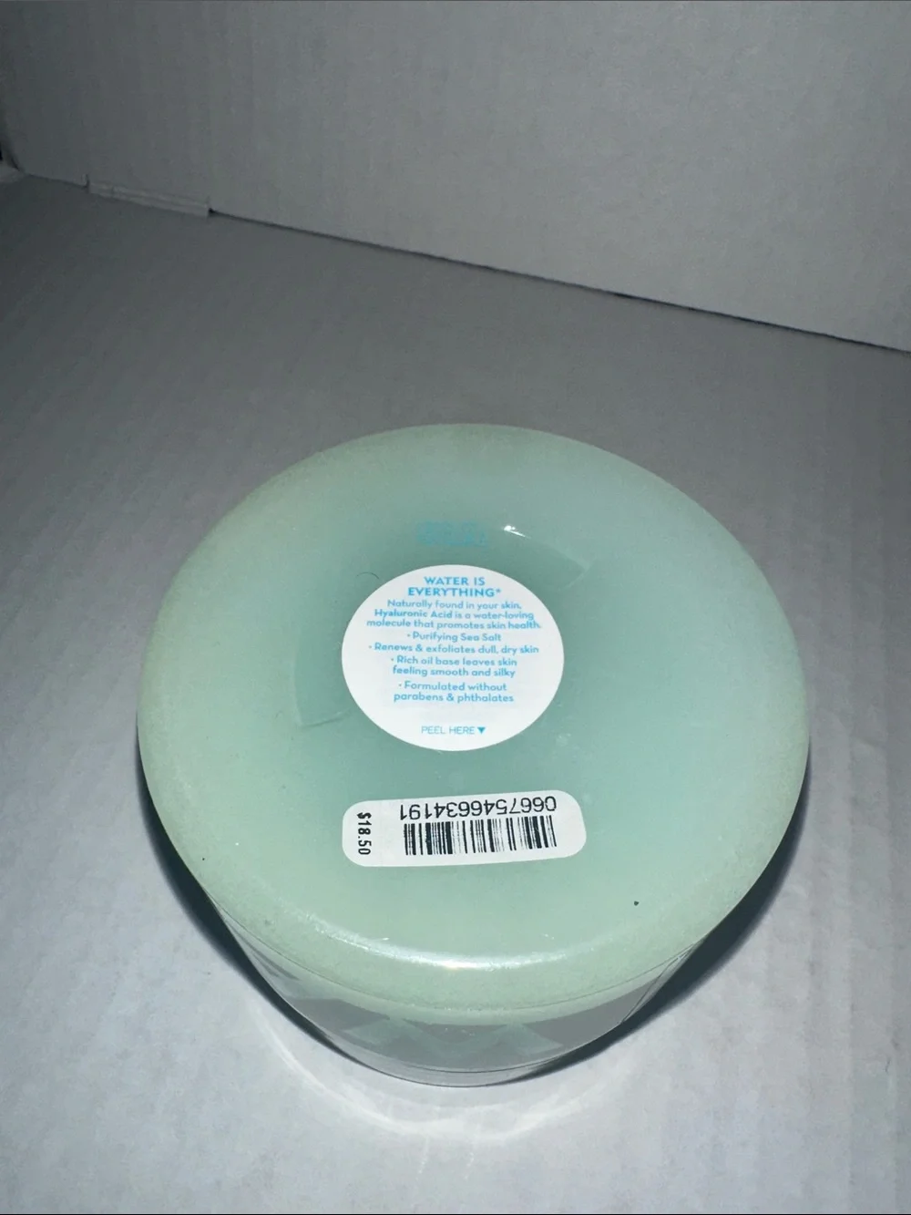 Bath & Body Works water Mineral Body Polish + Hyaluronic acid